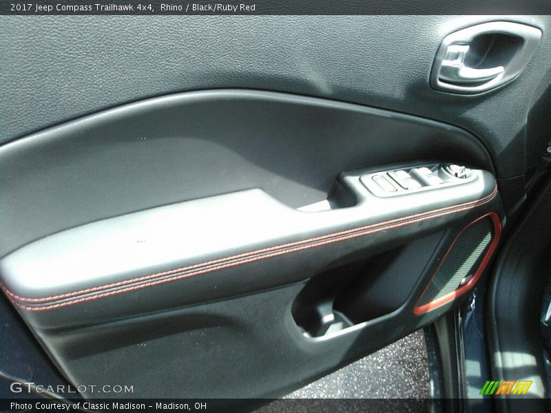 Rhino / Black/Ruby Red 2017 Jeep Compass Trailhawk 4x4