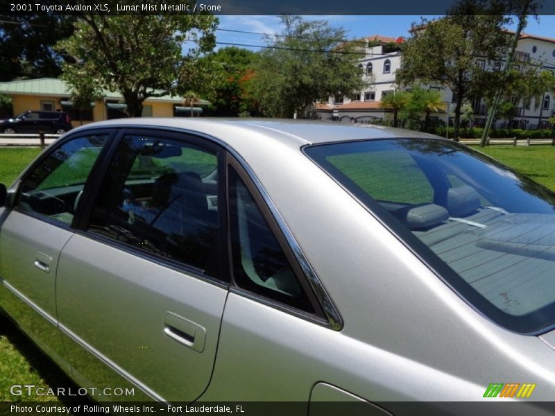 Lunar Mist Metallic / Stone 2001 Toyota Avalon XLS