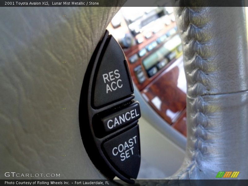 Lunar Mist Metallic / Stone 2001 Toyota Avalon XLS