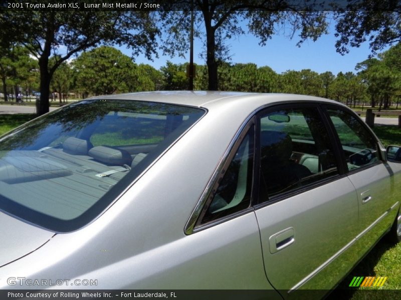 Lunar Mist Metallic / Stone 2001 Toyota Avalon XLS