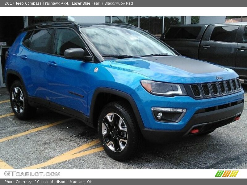 Laser Blue Pearl / Black/Ruby Red 2017 Jeep Compass Trailhawk 4x4