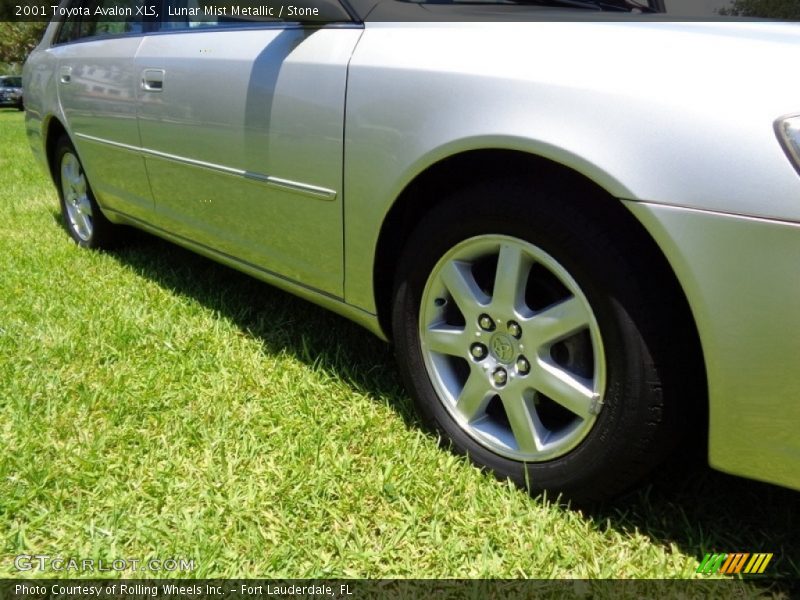 Lunar Mist Metallic / Stone 2001 Toyota Avalon XLS