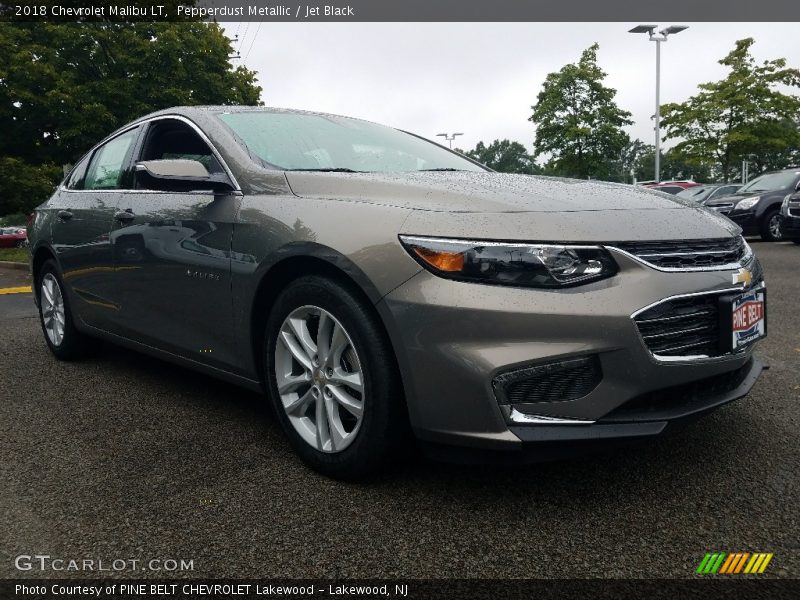 Pepperdust Metallic / Jet Black 2018 Chevrolet Malibu LT