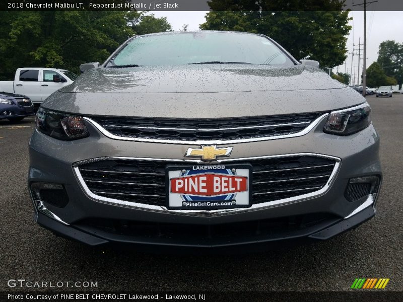 Pepperdust Metallic / Jet Black 2018 Chevrolet Malibu LT