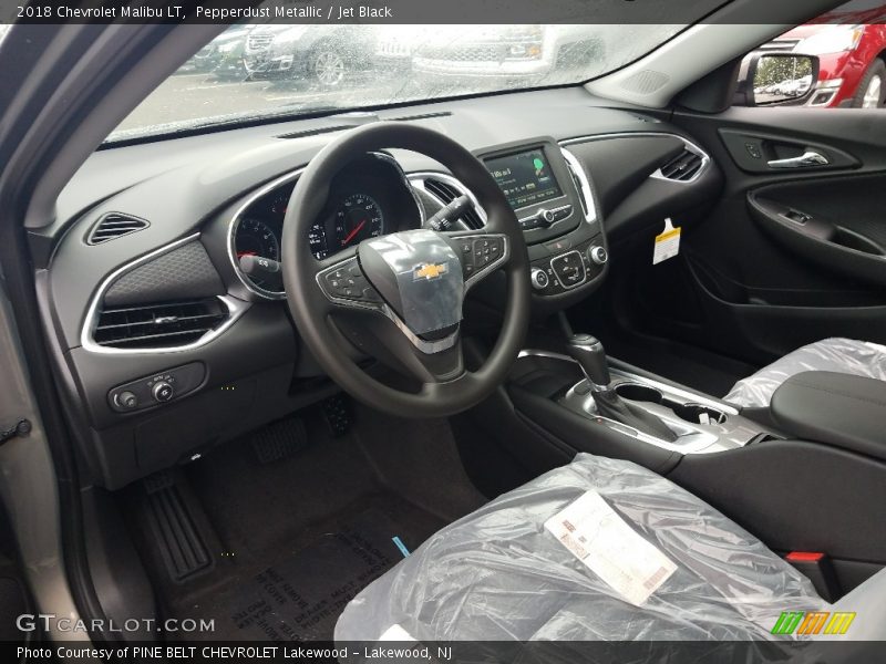 Pepperdust Metallic / Jet Black 2018 Chevrolet Malibu LT
