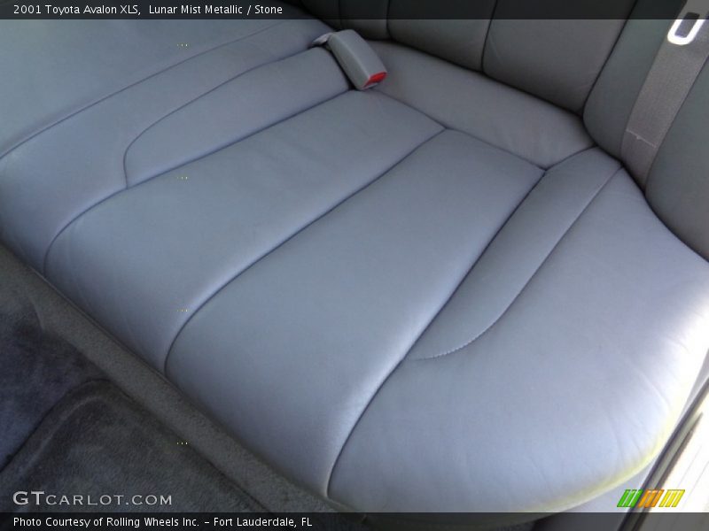 Lunar Mist Metallic / Stone 2001 Toyota Avalon XLS