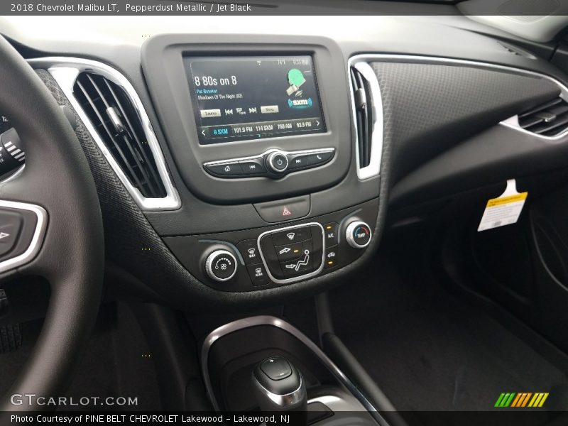 Pepperdust Metallic / Jet Black 2018 Chevrolet Malibu LT