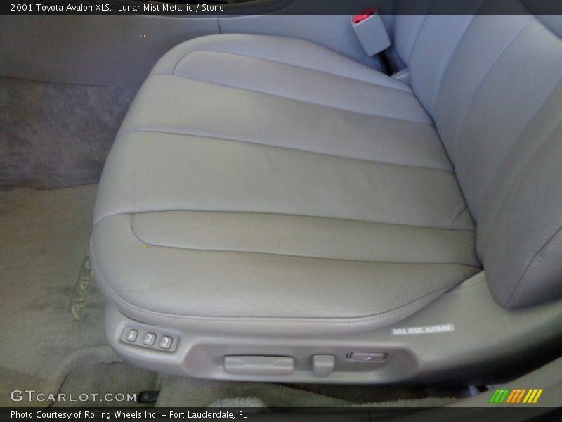 Lunar Mist Metallic / Stone 2001 Toyota Avalon XLS