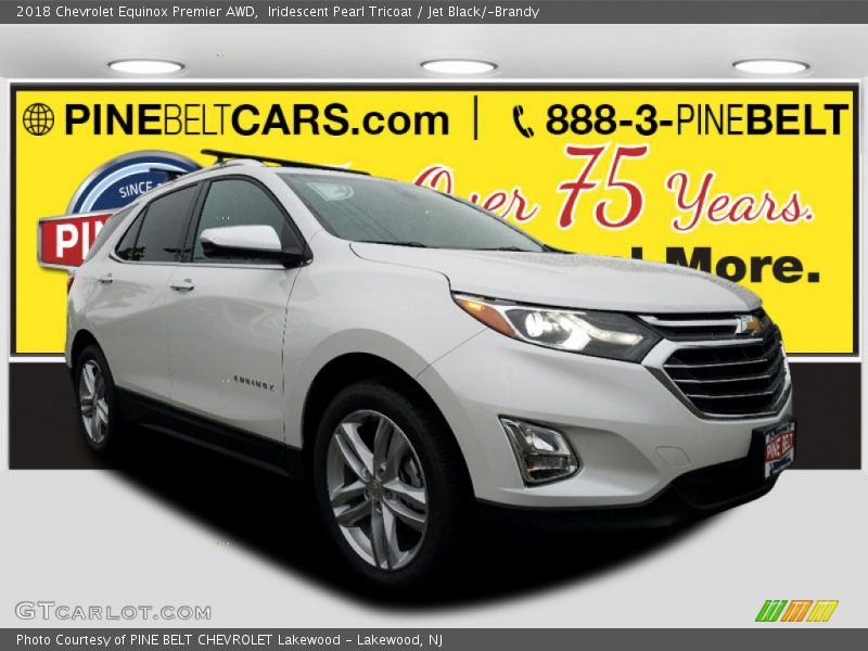 Iridescent Pearl Tricoat / Jet Black/­Brandy 2018 Chevrolet Equinox Premier AWD