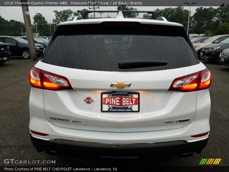 Iridescent Pearl Tricoat / Jet Black/­Brandy 2018 Chevrolet Equinox Premier AWD