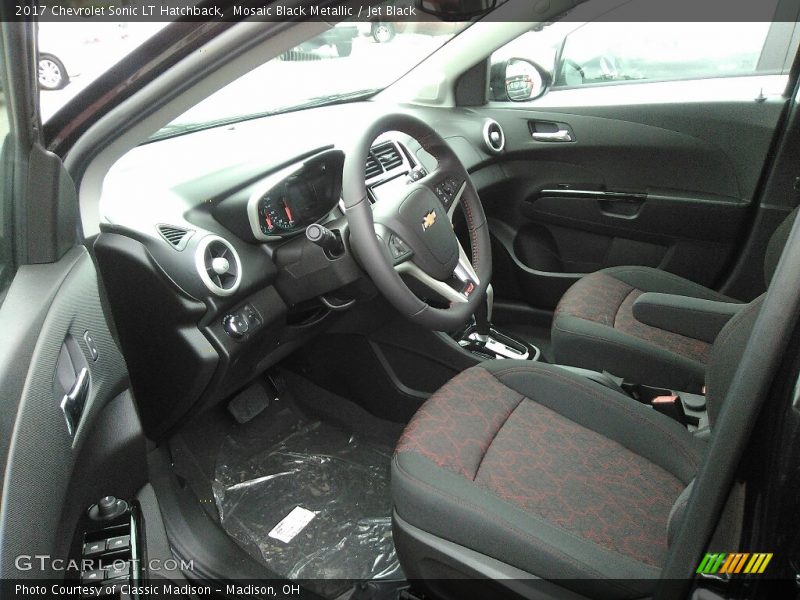 Mosaic Black Metallic / Jet Black 2017 Chevrolet Sonic LT Hatchback