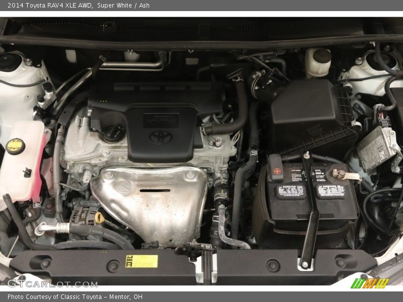 Super White / Ash 2014 Toyota RAV4 XLE AWD