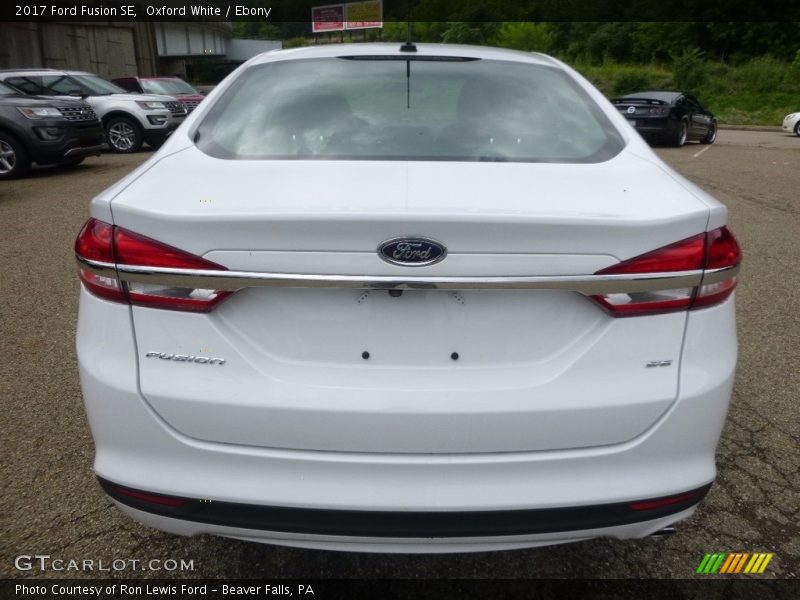 Oxford White / Ebony 2017 Ford Fusion SE