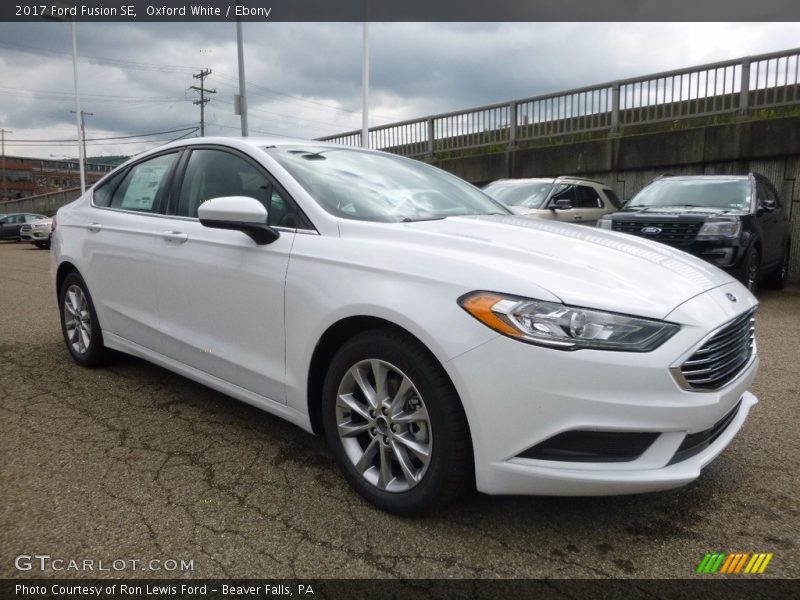 Oxford White / Ebony 2017 Ford Fusion SE