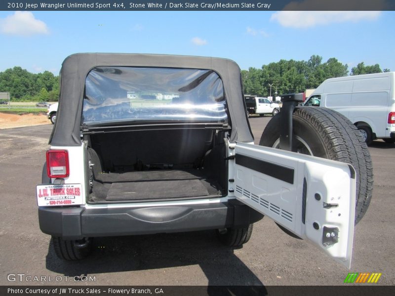 Stone White / Dark Slate Gray/Medium Slate Gray 2010 Jeep Wrangler Unlimited Sport 4x4