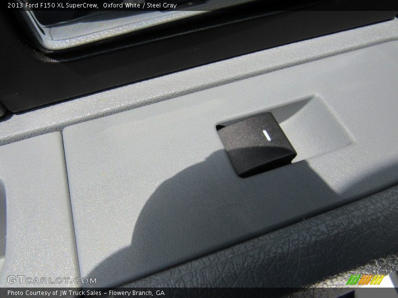 Oxford White / Steel Gray 2013 Ford F150 XL SuperCrew