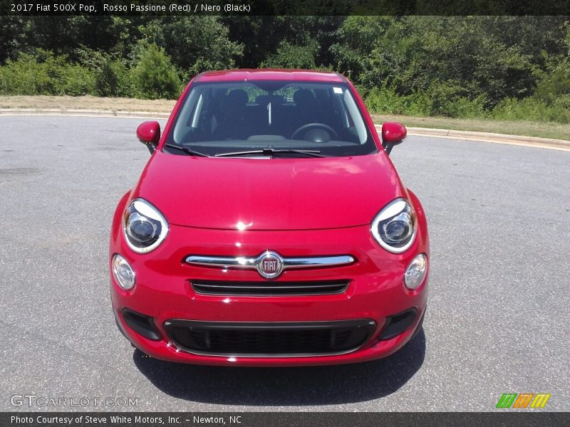 Rosso Passione (Red) / Nero (Black) 2017 Fiat 500X Pop