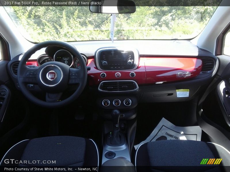 Rosso Passione (Red) / Nero (Black) 2017 Fiat 500X Pop