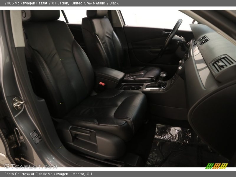 United Grey Metallic / Black 2006 Volkswagen Passat 2.0T Sedan