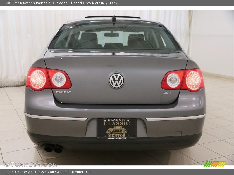 United Grey Metallic / Black 2006 Volkswagen Passat 2.0T Sedan