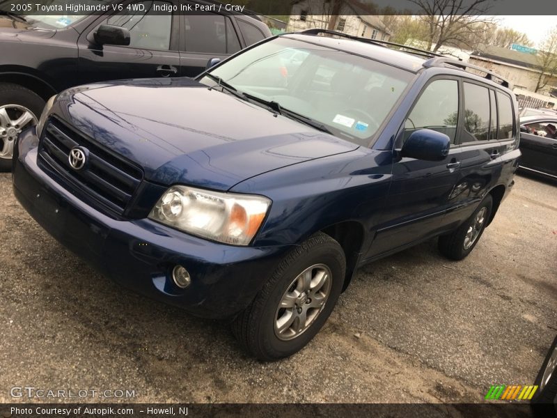 Indigo Ink Pearl / Gray 2005 Toyota Highlander V6 4WD