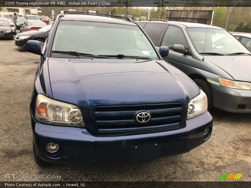 Indigo Ink Pearl / Gray 2005 Toyota Highlander V6 4WD