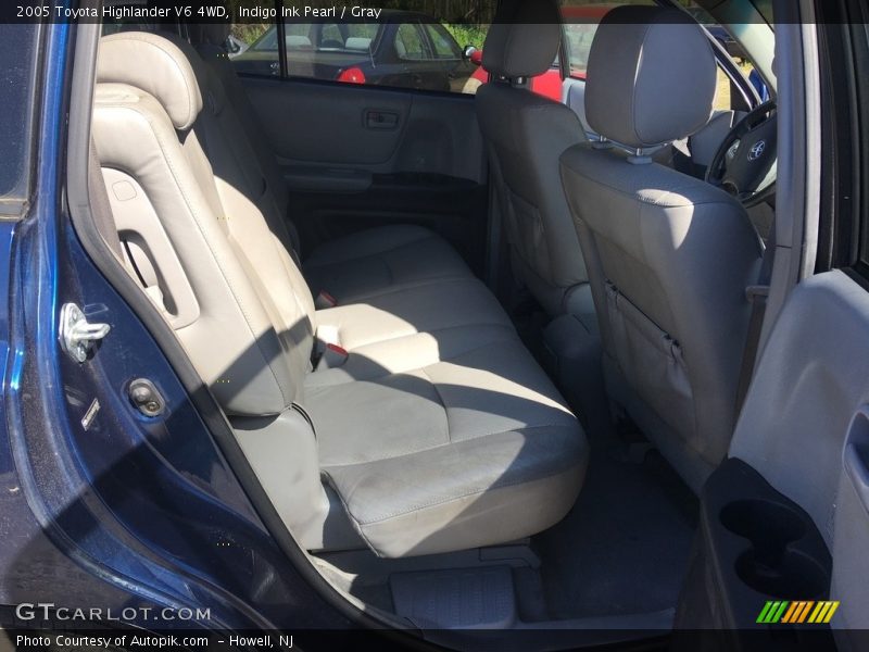 Indigo Ink Pearl / Gray 2005 Toyota Highlander V6 4WD
