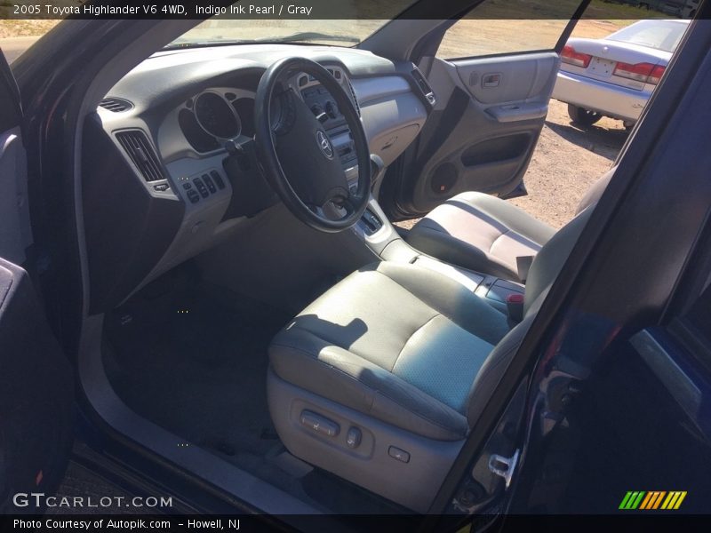 Indigo Ink Pearl / Gray 2005 Toyota Highlander V6 4WD