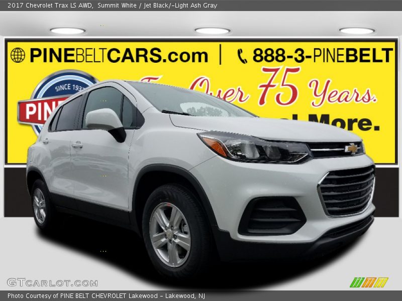 Summit White / Jet Black/­Light Ash Gray 2017 Chevrolet Trax LS AWD
