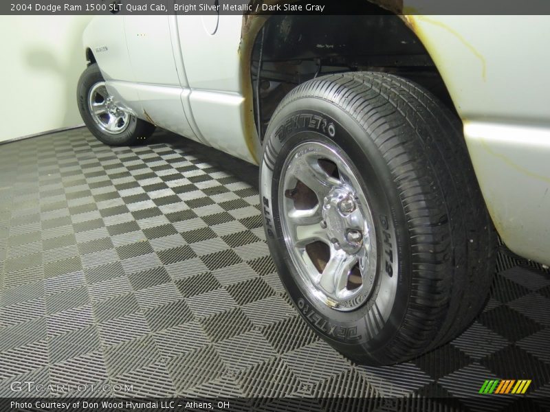 Bright Silver Metallic / Dark Slate Gray 2004 Dodge Ram 1500 SLT Quad Cab