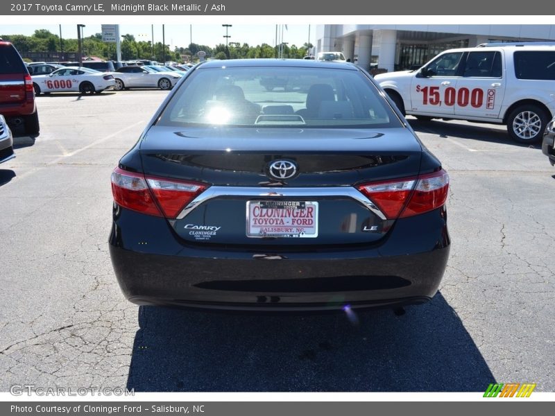 Midnight Black Metallic / Ash 2017 Toyota Camry LE