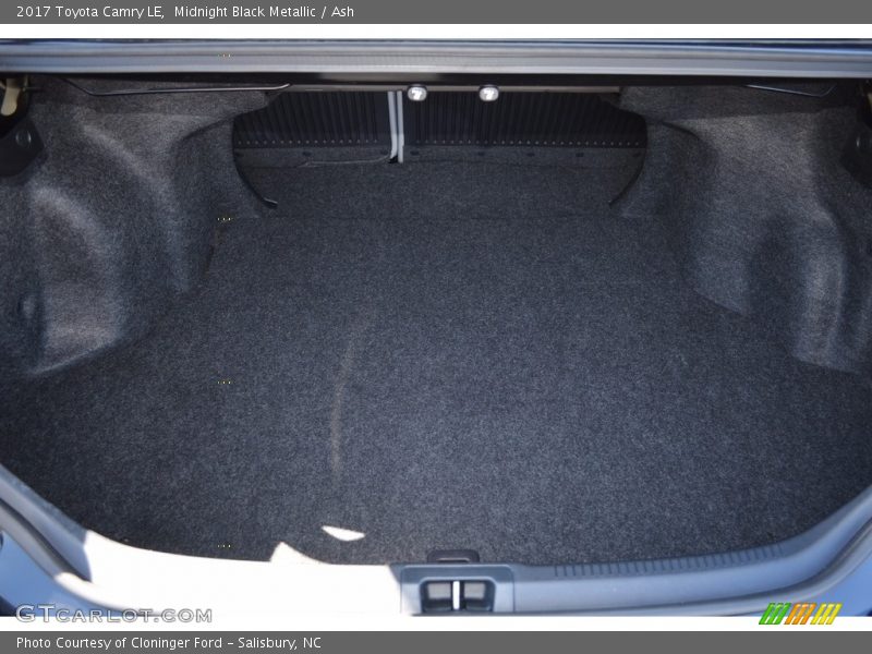 Midnight Black Metallic / Ash 2017 Toyota Camry LE