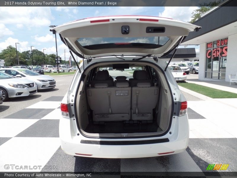 White Diamond Pearl / Beige 2017 Honda Odyssey Touring Elite