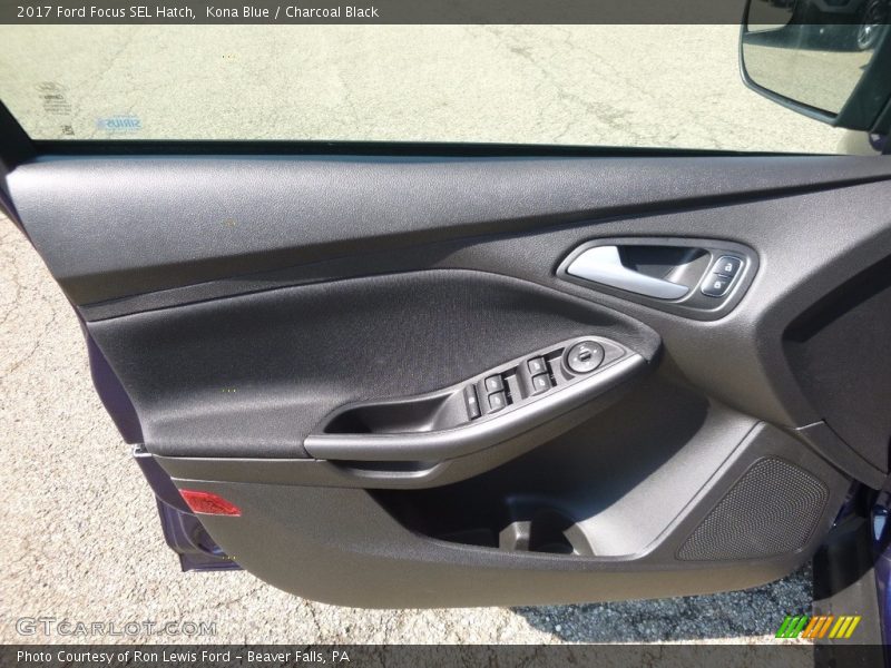Kona Blue / Charcoal Black 2017 Ford Focus SEL Hatch