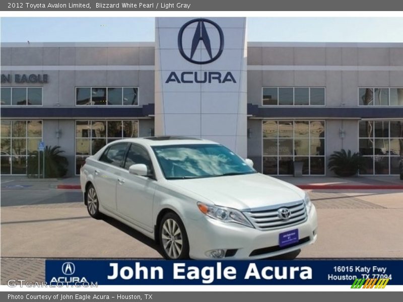 Blizzard White Pearl / Light Gray 2012 Toyota Avalon Limited