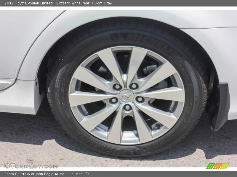 Blizzard White Pearl / Light Gray 2012 Toyota Avalon Limited