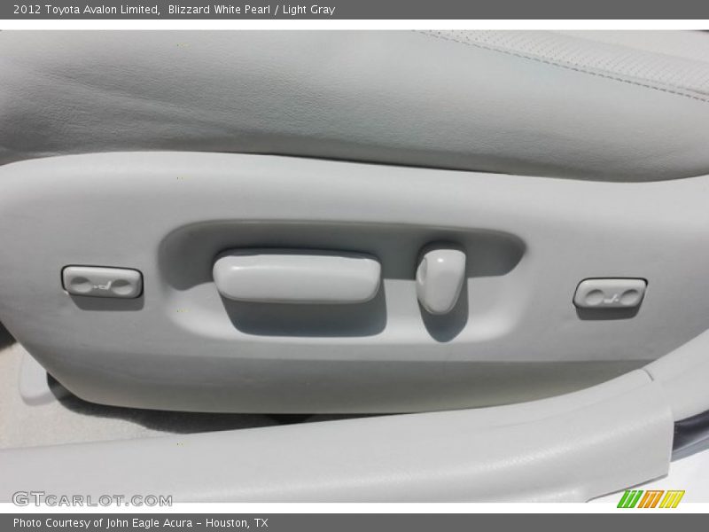 Blizzard White Pearl / Light Gray 2012 Toyota Avalon Limited