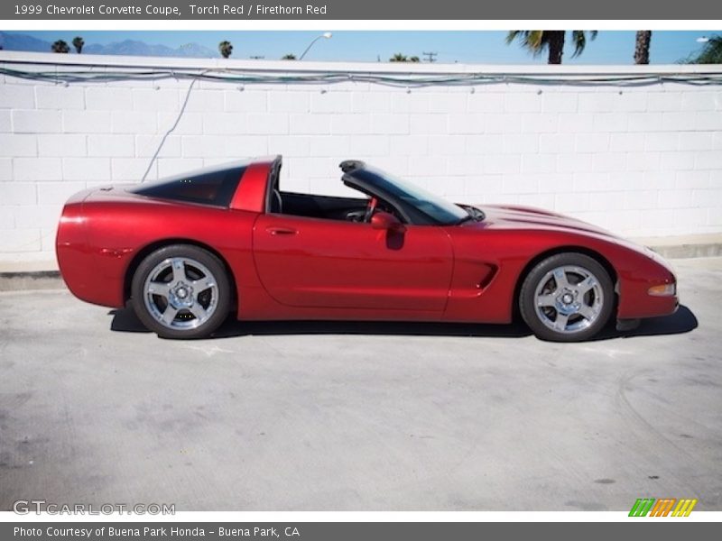 Torch Red / Firethorn Red 1999 Chevrolet Corvette Coupe