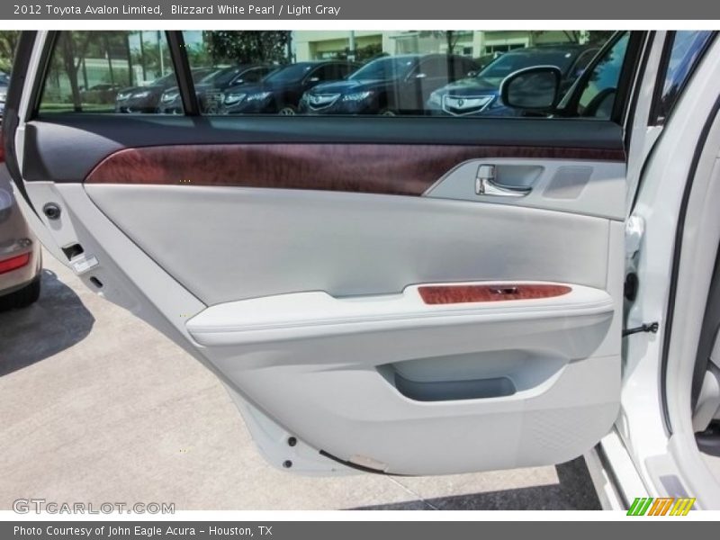 Blizzard White Pearl / Light Gray 2012 Toyota Avalon Limited