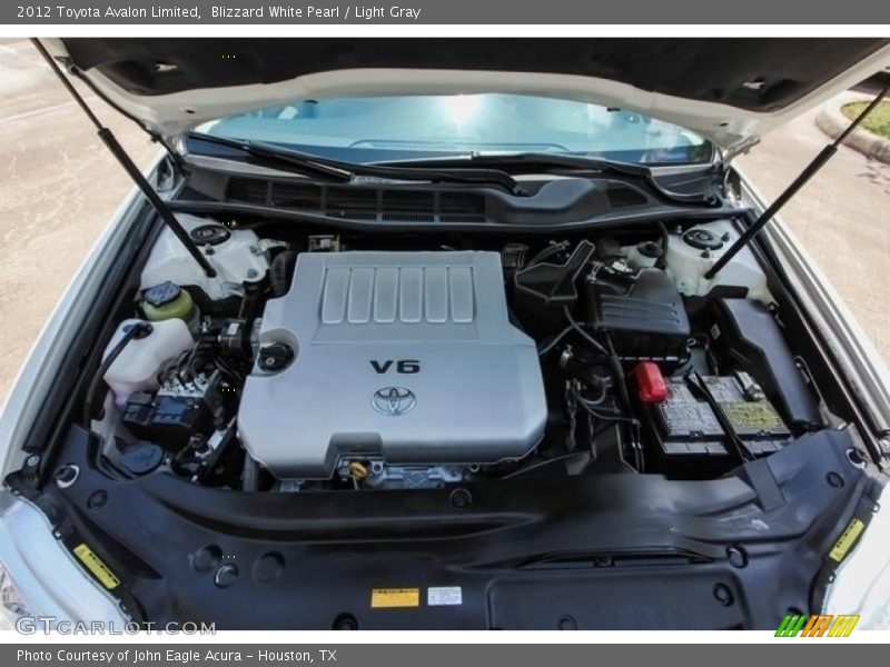 Blizzard White Pearl / Light Gray 2012 Toyota Avalon Limited