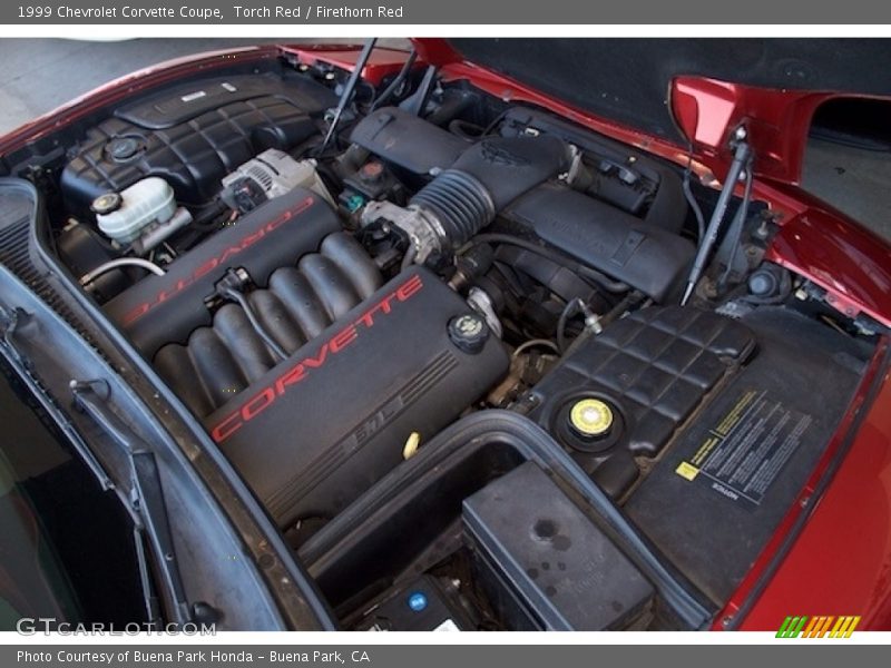 Torch Red / Firethorn Red 1999 Chevrolet Corvette Coupe