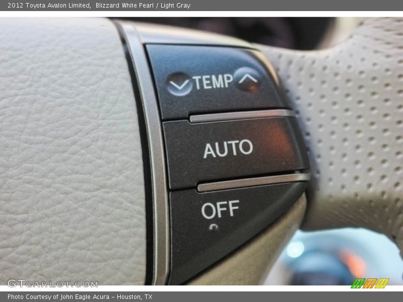 Blizzard White Pearl / Light Gray 2012 Toyota Avalon Limited