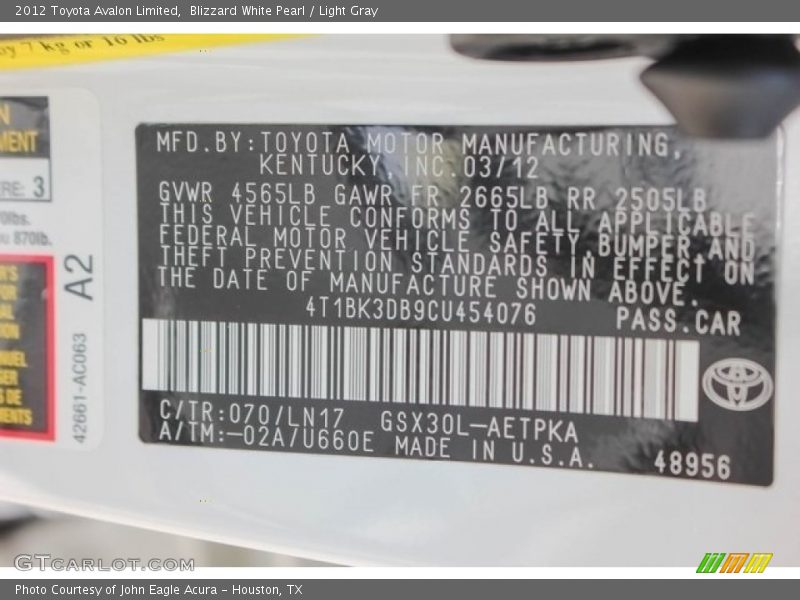 Blizzard White Pearl / Light Gray 2012 Toyota Avalon Limited