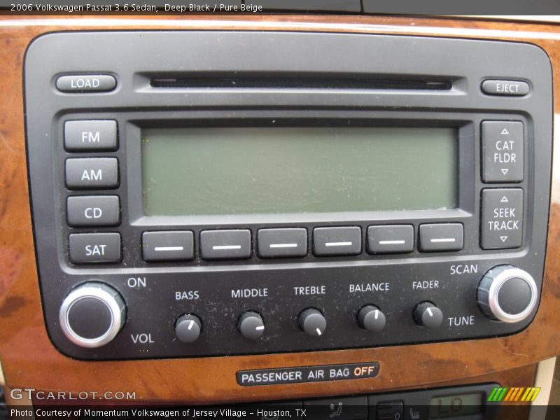 Deep Black / Pure Beige 2006 Volkswagen Passat 3.6 Sedan
