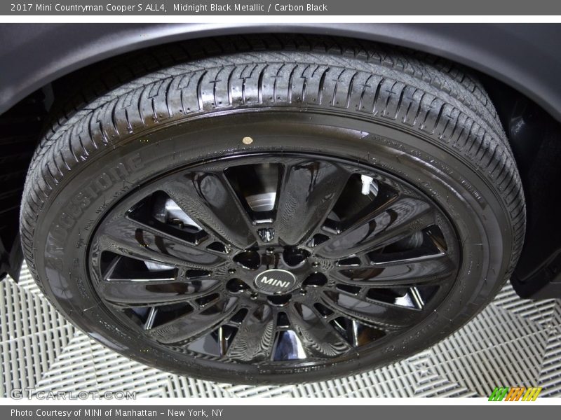 Midnight Black Metallic / Carbon Black 2017 Mini Countryman Cooper S ALL4