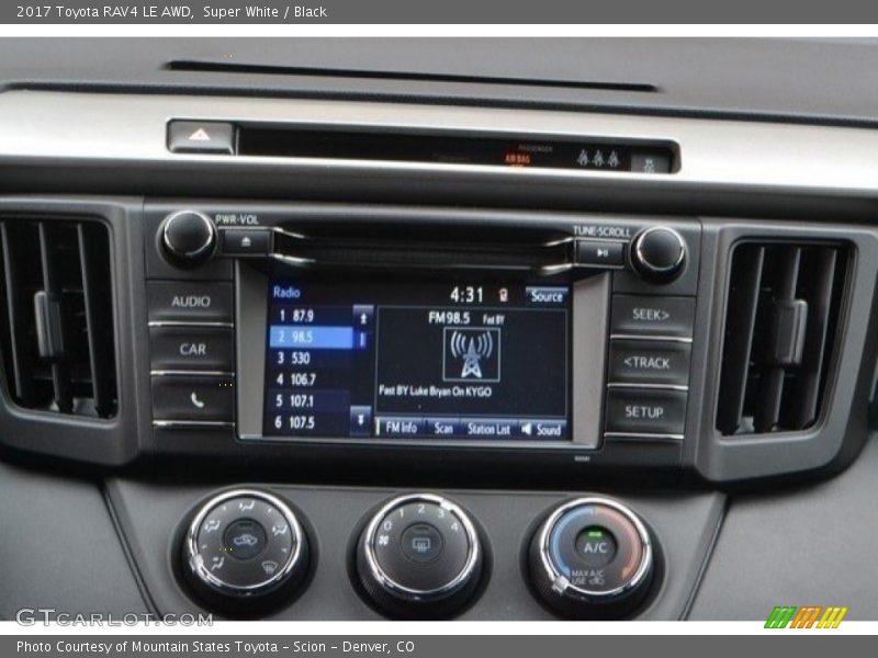 Super White / Black 2017 Toyota RAV4 LE AWD