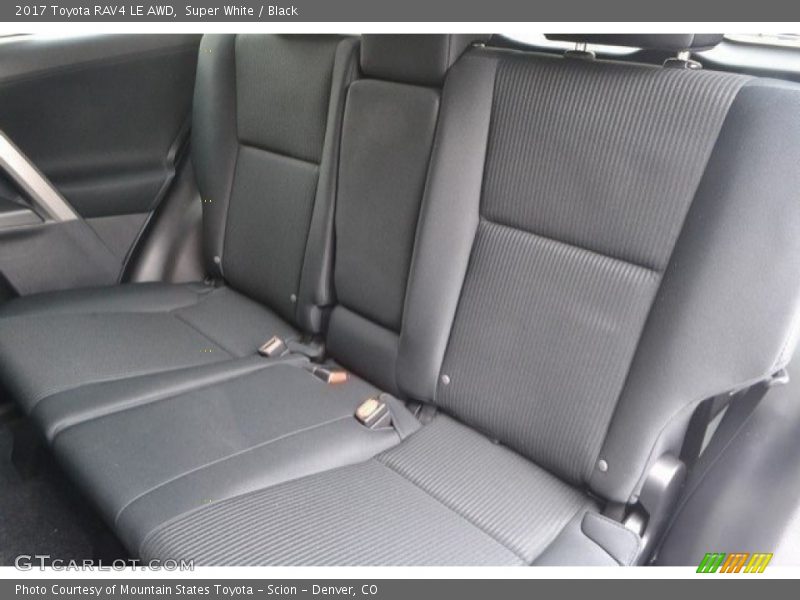 Super White / Black 2017 Toyota RAV4 LE AWD