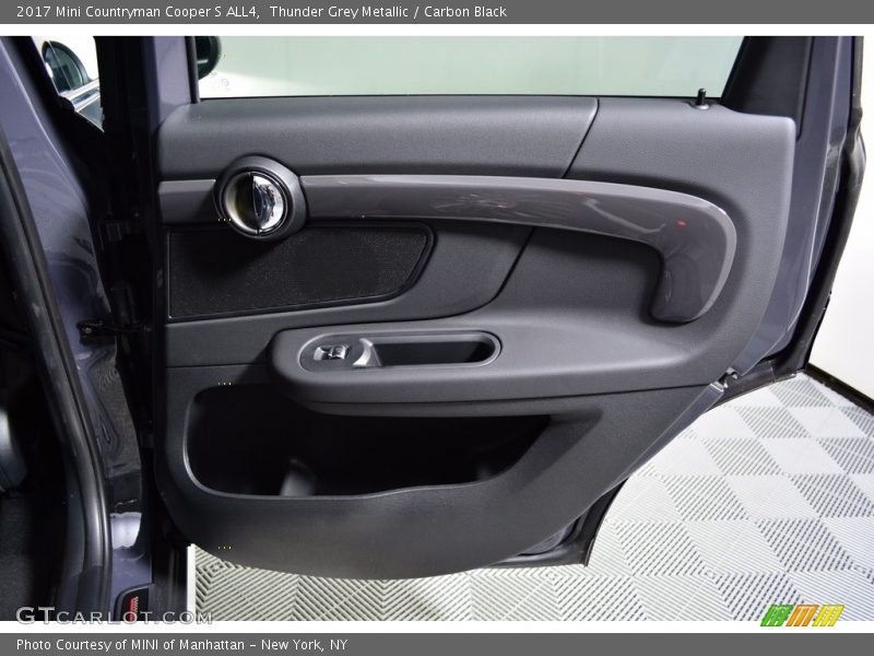 Thunder Grey Metallic / Carbon Black 2017 Mini Countryman Cooper S ALL4
