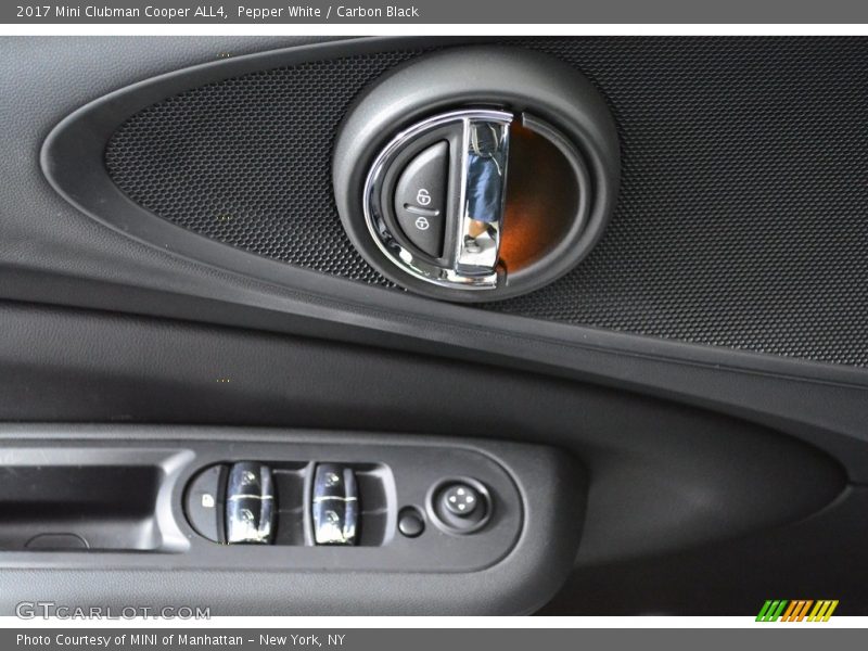 Pepper White / Carbon Black 2017 Mini Clubman Cooper ALL4