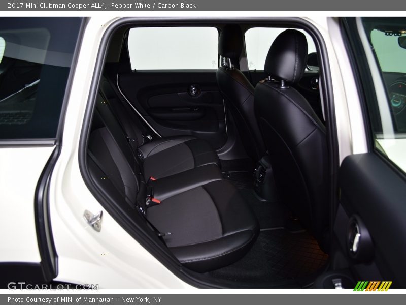 Pepper White / Carbon Black 2017 Mini Clubman Cooper ALL4